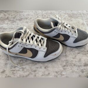 Nike Light Gray Athletic Shoes